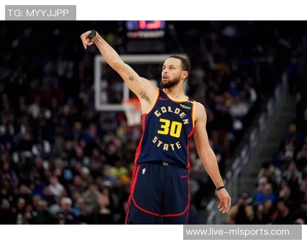 库明加续约争议引发热议拉科布回应谈判需厚脸皮 库明加续约争议引发热议拉科布回应谈判需厚脸皮