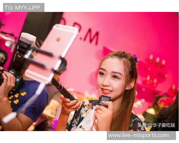 华子怒斥网红利用孩子炒作网红反击称其虚伪不配关心