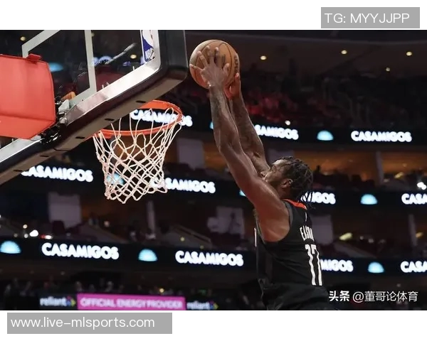 火箭签下前杜克明星凯里与76人旧将康西尔期待新赛季表现提升 火箭签下前杜克明星凯里与76人旧将康西尔期待新赛季表现提升