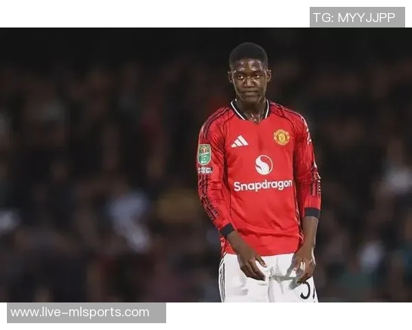 梅努对出场时间不满或将在冬窗寻求外租离开曼联 梅努对出场时间不满或将在冬窗寻求外租离开曼联