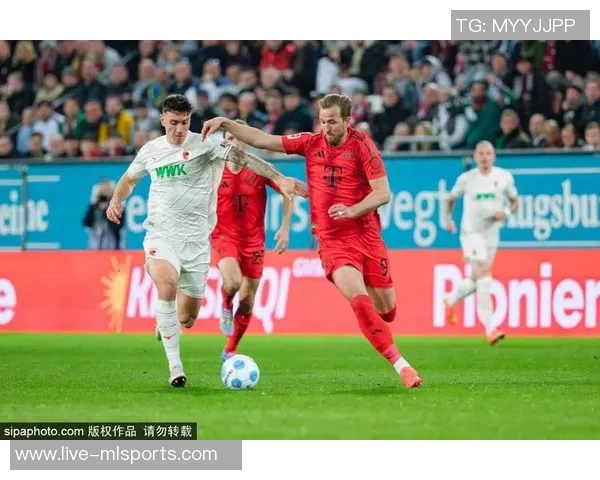 格纳布里称赞凯恩如机器人般的表现令人惊叹,展现出超凡的竞技状态 格纳布里称赞凯恩如机器人般的表现令人惊叹,展现出超凡的竞技状态