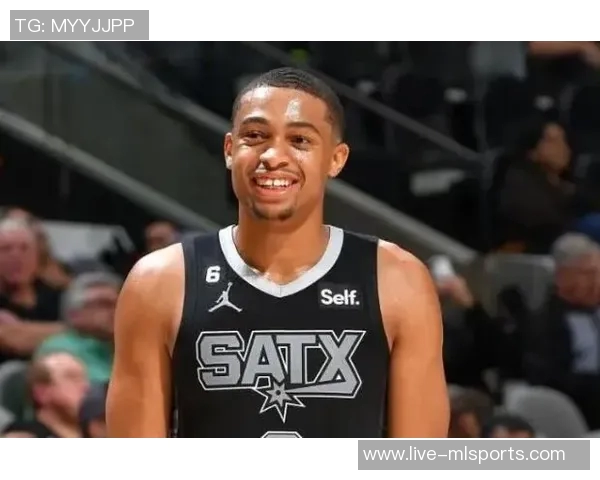 比尔森胜利主帅感慨难忘夜晚坚持进攻而非死守展现球队斗志 比尔森胜利主帅感慨难忘夜晚坚持进攻而非死守展现球队斗志