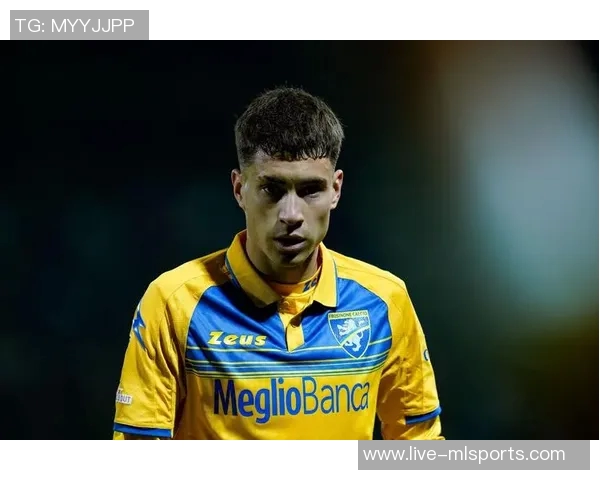 多夫比克点球失误连连苏莱替罚仍遭扑救无缘帽子戏法 多夫比克点球失误连连苏莱替罚仍遭扑救无缘帽子戏法