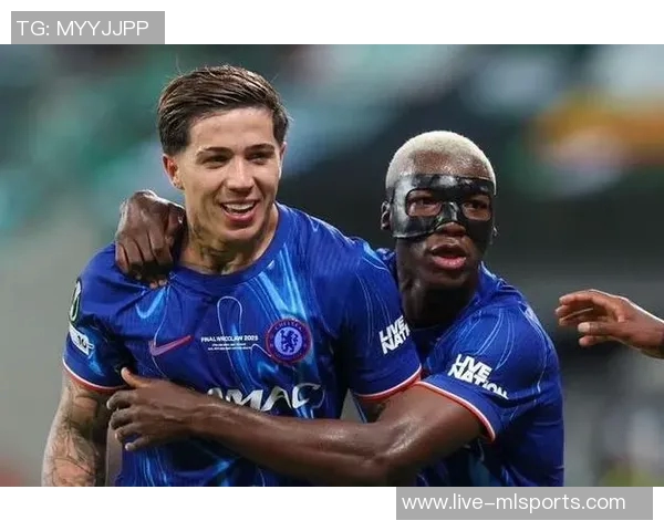 电讯报称蓝军对凯塞多经纪人事件无忧球员或将迎来薪资提升