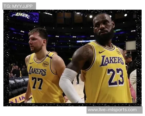 詹姆斯本周将与南湾湖人队合练今日未安排训练活动