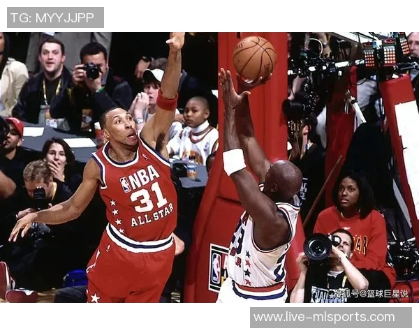乔丹霍华德因伤无缘全明星赛球迷惋惜期待他早日复出