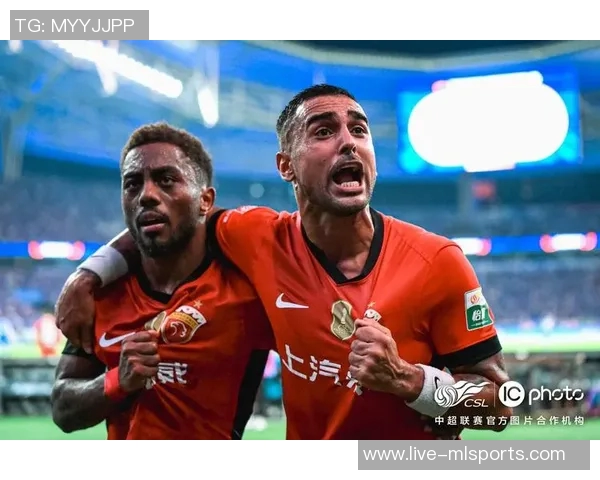 上海海港俱乐部代表赴西甲联盟考察青训并观赛交流